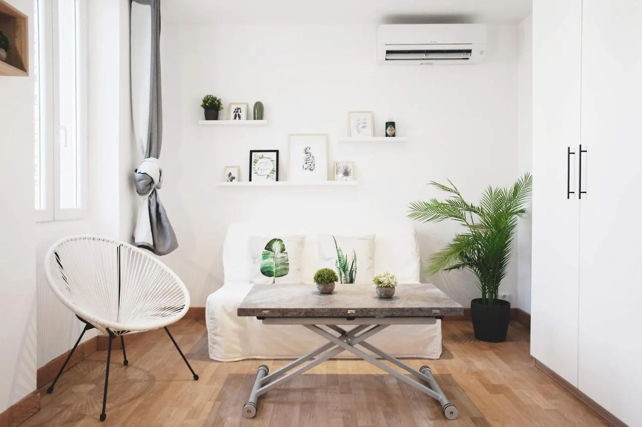 GregBnb-com - T2 Design - CLIMATISÉ - WiFi Fibre Toulon 0*,  France