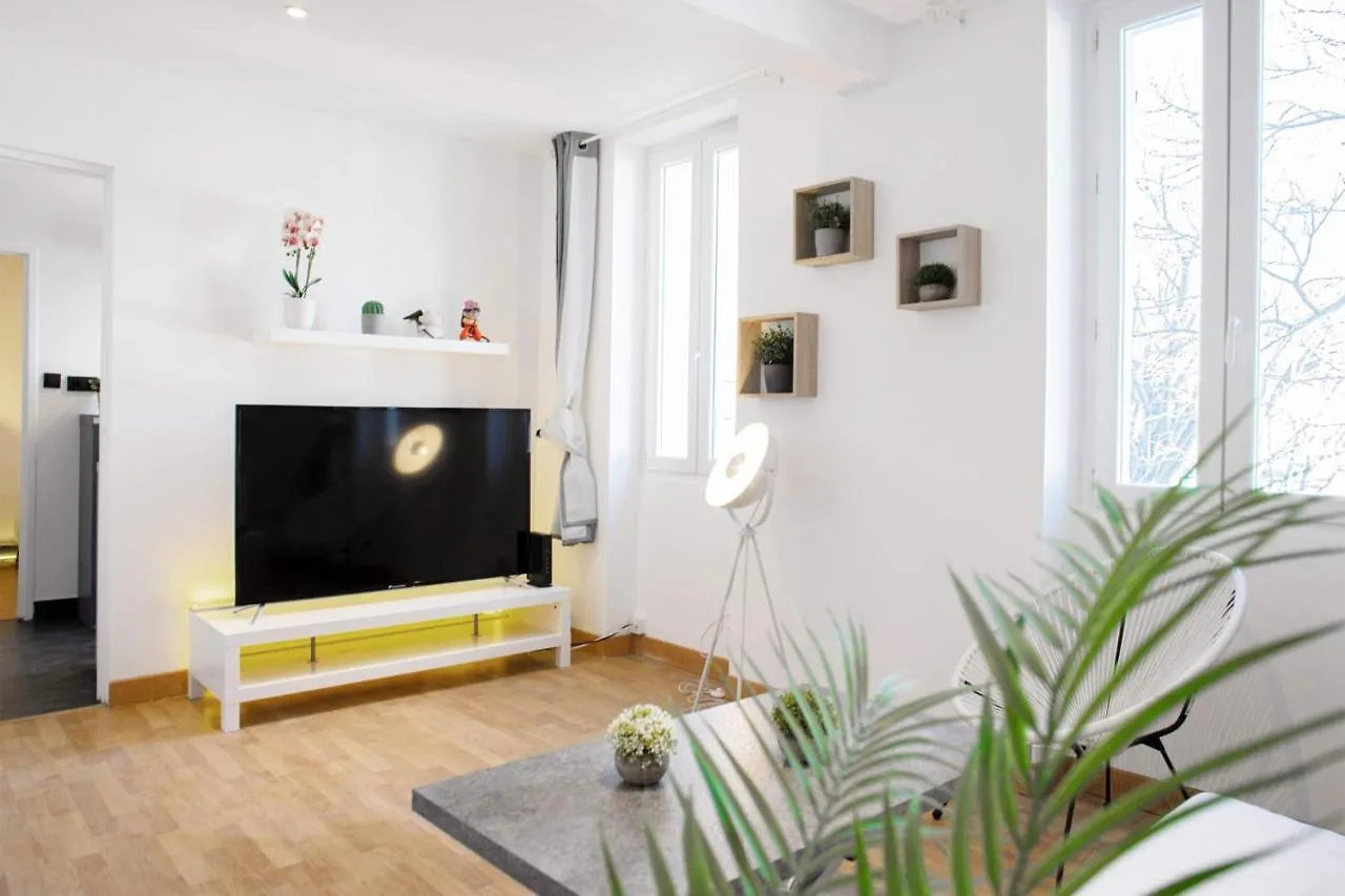 GregBnb-com - T2 Design - CLIMATISÉ - WiFi Fibre Toulon Appartement